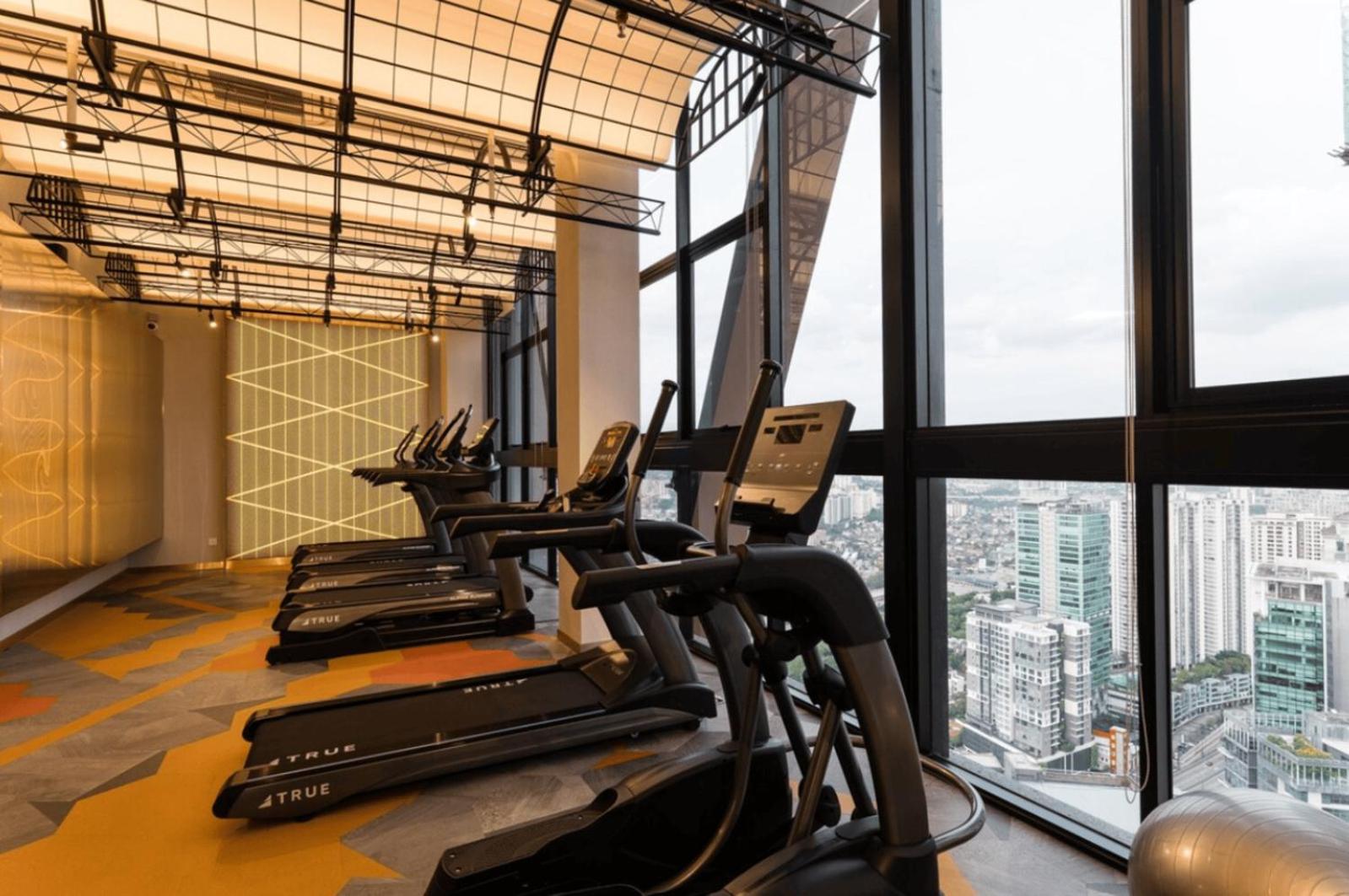 Scarletz Suites Klcc Куала-Лумпур Экстерьер фото